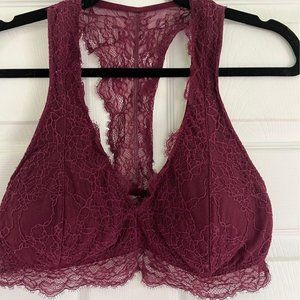 GUC WOMAN'S SIZE X-LARGE CUTE LACEY MAROON GILLY HICKS BRALETTE BY HOLLISTER